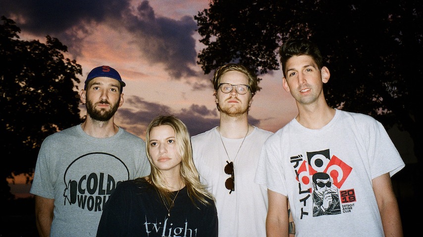 Listen to New Tigers Jaw Single “Warn Me”