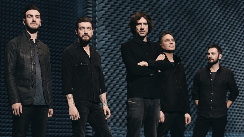 Snow Patrol’s Gary Lightbody Makes Music with his Fans (And Adele)