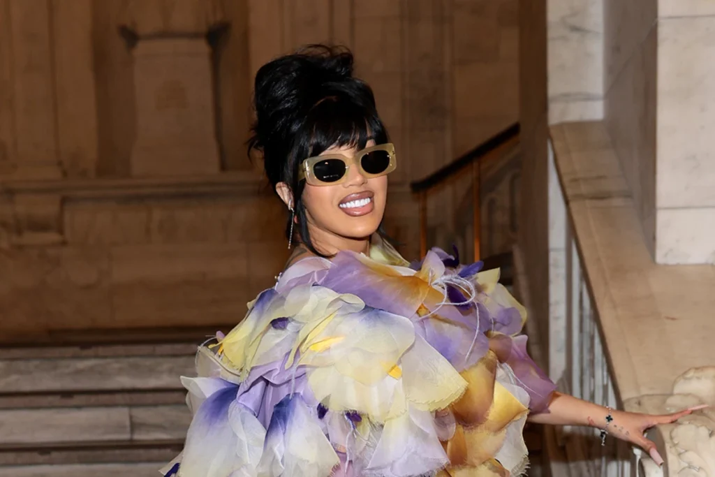 Cardi B Announces Pregnancy