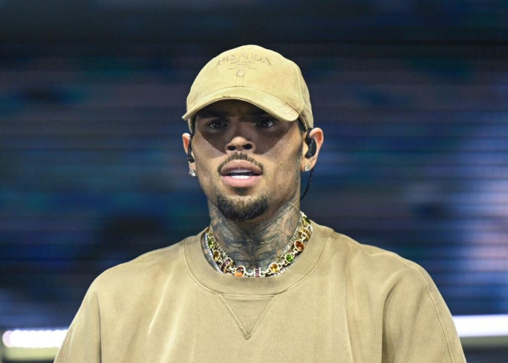 Chris Brown Files $500 Million Lawsuit Against Warner Bros.