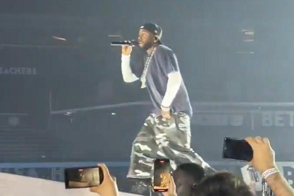 Kendrick Lamar Performs ‘Not Like Us’ in Drake’s City of Toronto