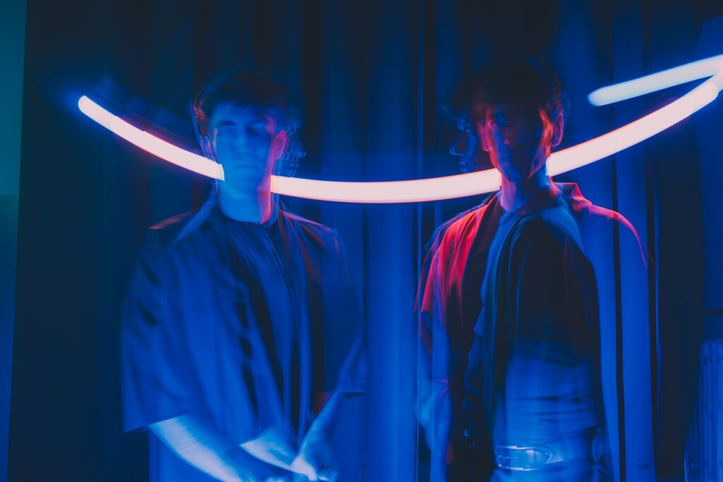 K LSY return to the Mantide record label with ‘Les Crepes’