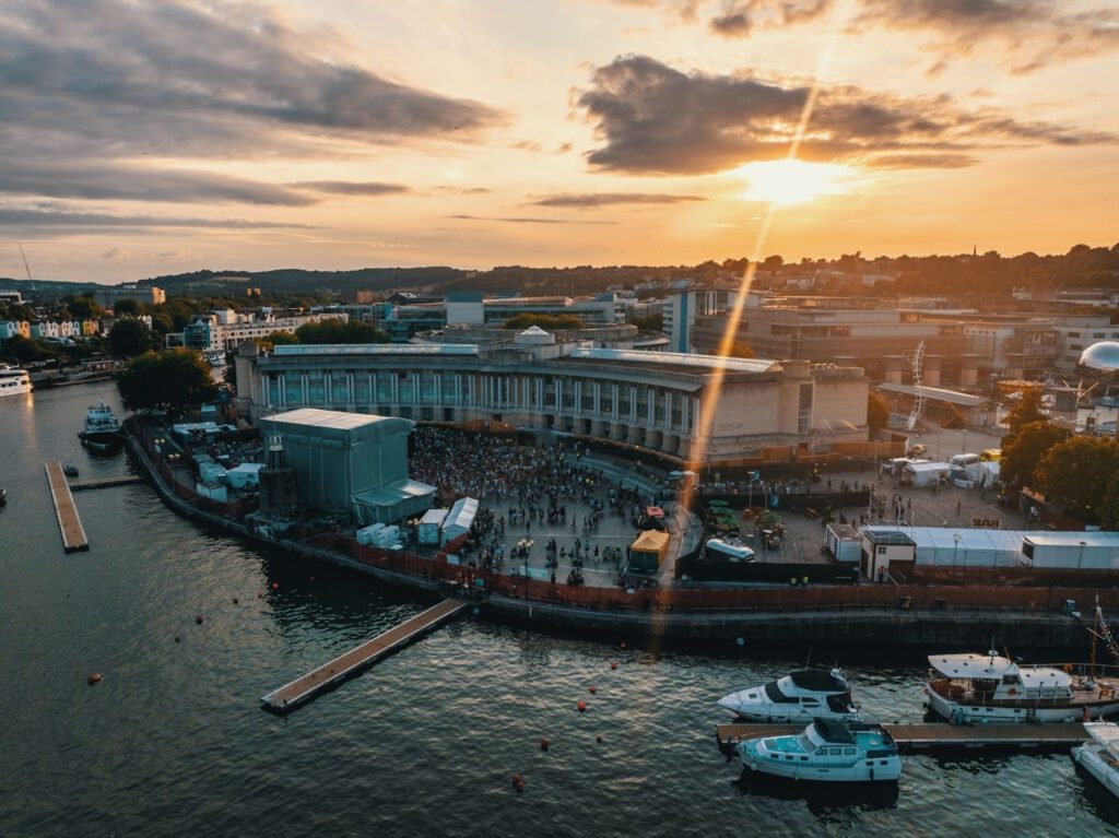Faithless to celebrate 30 years with live show on unique Harbourside location!