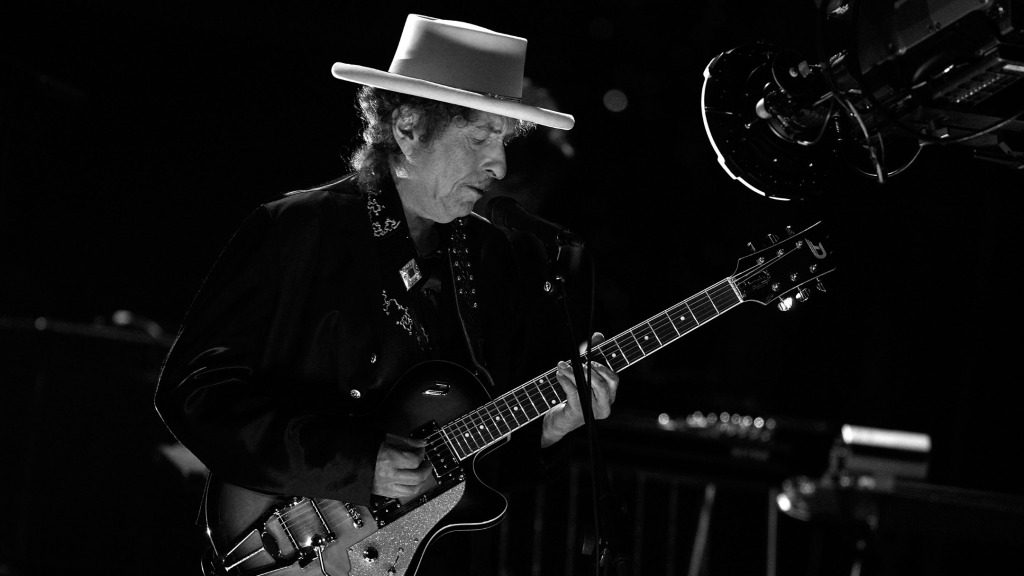 Bob Dylan’s Modern Times: A Masterpiece of Time and Tradition