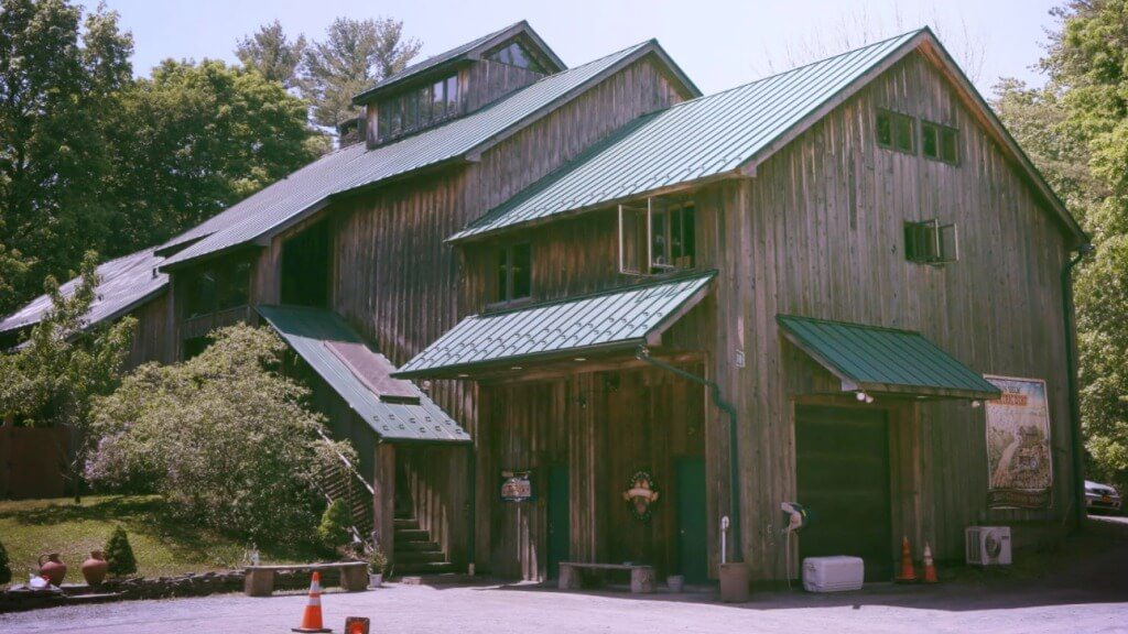 Levon Helm Studios Sues Amy Helm Over Alleged Self-Dealing